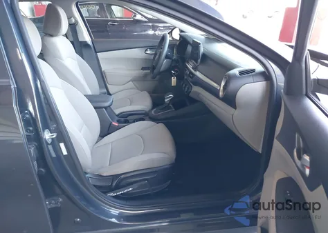 2020 Kia Forte Lxs из США, поврежденный, VIN 3KPF24AD9LE247171